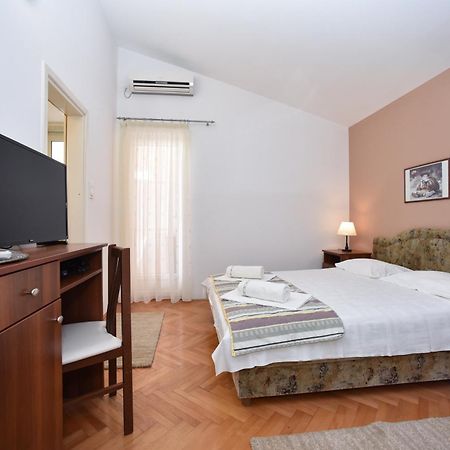 Apartmani Soljaga Petrovazzo Esterno foto