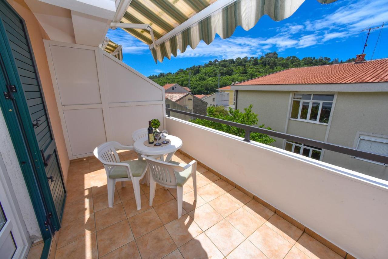 Apartmani Soljaga Petrovazzo Esterno foto