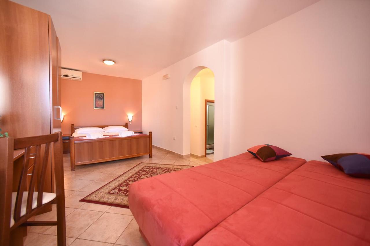 Apartmani Soljaga Petrovazzo Esterno foto