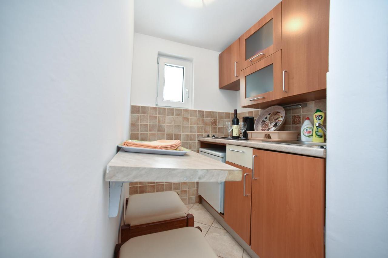 Apartmani Soljaga Petrovazzo Esterno foto